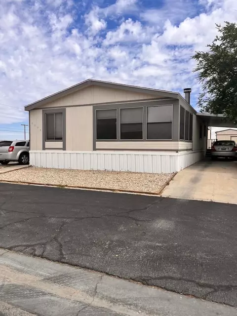 2004 Sonja Dr #75, Rosamond, CA 93560