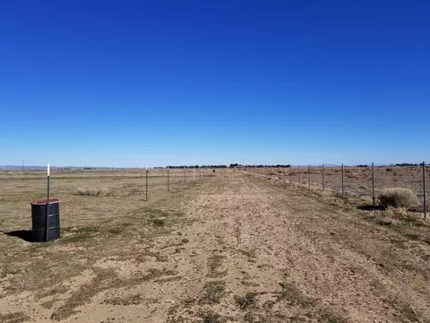 Ave B-8 & 90th St W, Lancaster, CA 93536 photo 7