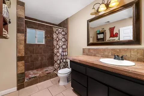 8628 Avenue E Ave W, Lancaster, CA 93536 photo 18