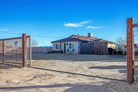 8628 Avenue E Ave W, Lancaster, CA 93536 photo 4