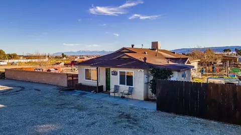 8628 Avenue E Ave W, Lancaster, CA 93536