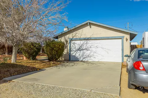 8437 Eucalyptus Ave, California City, CA 93505