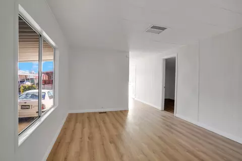 43850 20th St E #121, Lancaster, CA 93535 photo 3
