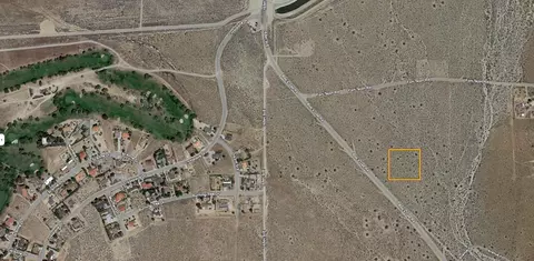 Vic Avenue X8 Bobs Gap Road, Llano, CA 93544