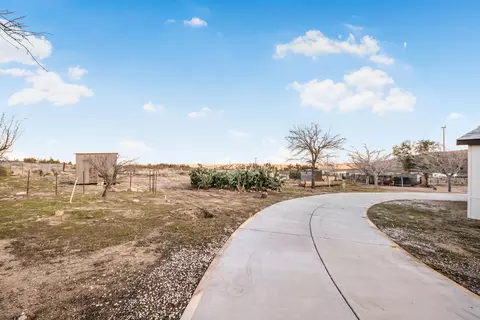 4975 Piute Pass Rd, Mojave, CA 93501 photo 3