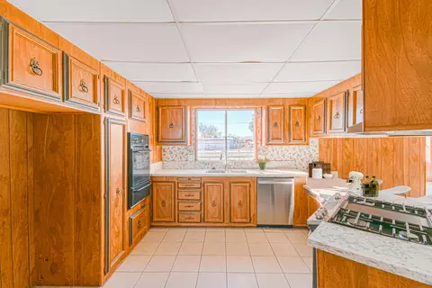4327 Gibbs Ave, Mojave, CA 93501 photo 6