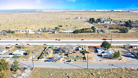 W 13th Street, Palmdale, CA 93551 photo 17