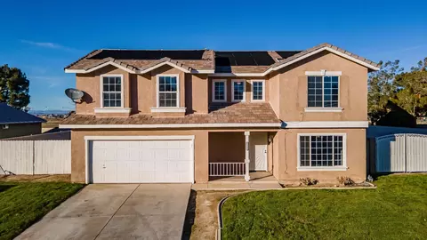 3339 Kayak St, Lancaster, CA 93535