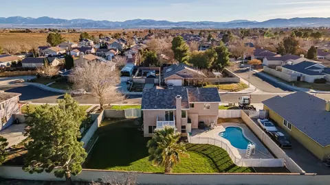 3339 Kayak St, Lancaster, CA 93535 photo 3