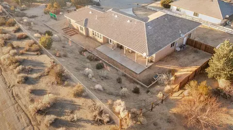 31704 Bogie Pl, Llano, CA 93544 photo 30