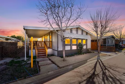 2330 E Ave J-8 #84, Lancaster, CA 93536