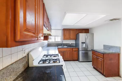 3219 Avenue H4 E, Lancaster, CA 93535 photo 6