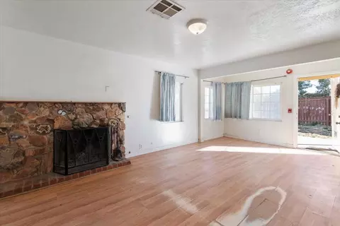 3219 Avenue H4 E, Lancaster, CA 93535 photo 3