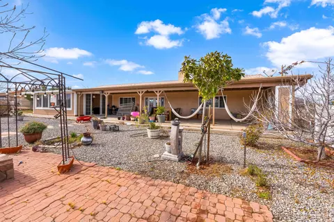 9081 Pinon Ave, Hesperia, CA 92345 photo 42