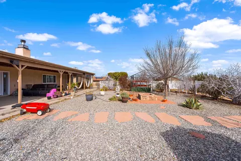 9081 Pinon Ave, Hesperia, CA 92345 photo 40