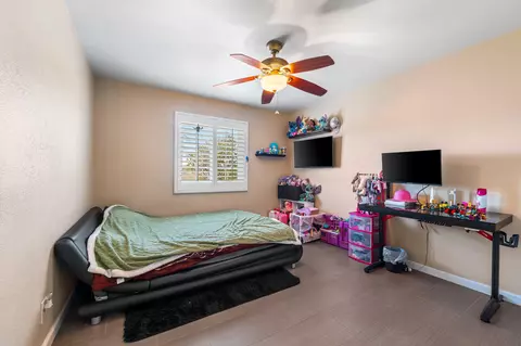 9081 Pinon Ave, Hesperia, CA 92345 photo 25