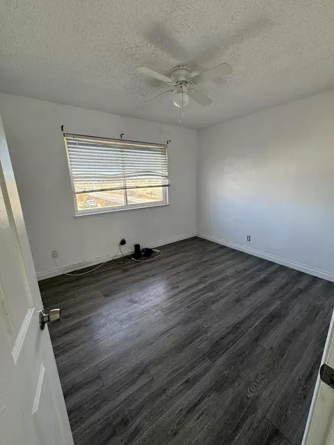 2557 Garnet Ln E, Lancaster, CA 93535 photo 18