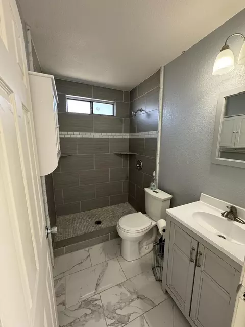 2557 Garnet Ln E, Lancaster, CA 93535 photo 19