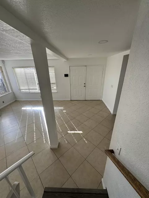 2557 Garnet Ln E, Lancaster, CA 93535 photo 13
