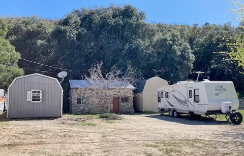 17548 Trail N, Lake Hughes, CA 93532
