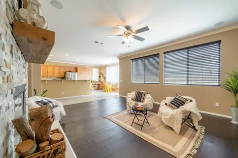 44842 Ruthron Ave, Lancaster, CA 93536 photo 25