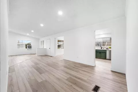 45111 E 25th St #41, Lancaster, CA 93535 photo 8