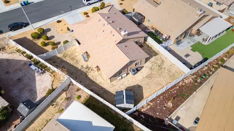 37100 Wilton Dr, Palmdale, CA 93550 photo 22