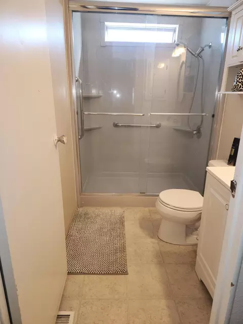 2330 J8 Ave E #102, Lancaster, CA 93535 photo 14