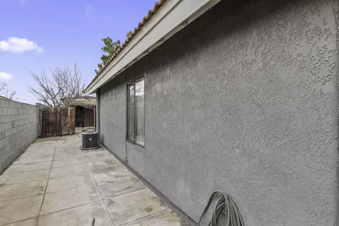 1603 Crestview Ct, Lancaster, CA 93535 photo 37