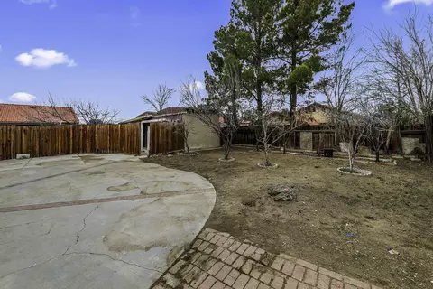 1603 Crestview Ct, Lancaster, CA 93535 photo 34