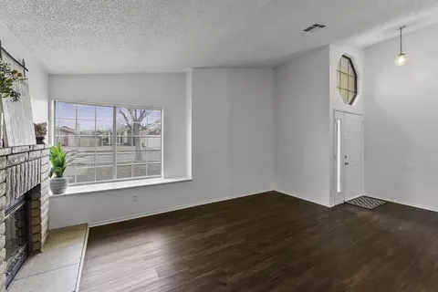 1603 Crestview Ct, Lancaster, CA 93535 photo 9