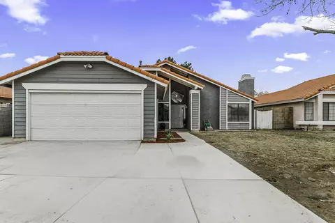 1603 Crestview Ct, Lancaster, CA 93535
