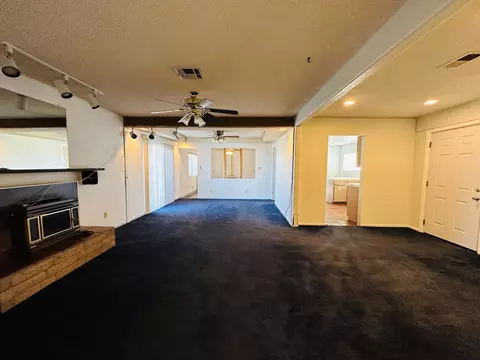 28048 Crestview Rd, Barstow, CA 92311 photo 16