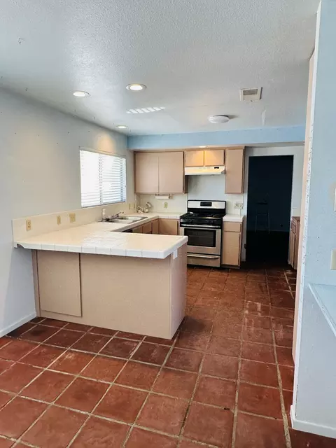 28048 Crestview Rd, Barstow, CA 92311 photo 11