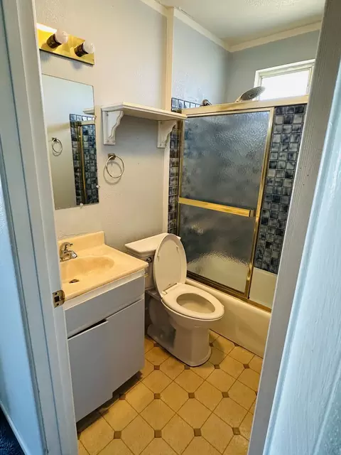 28048 Crestview Rd, Barstow, CA 92311 photo 3