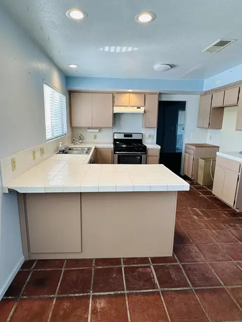 28048 Crestview Rd, Barstow, CA 92311 photo 12