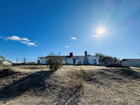 28048 Crestview Rd, Barstow, CA 92311 photo 32