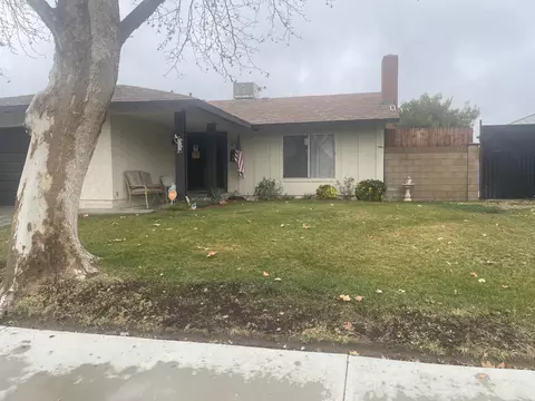 655 Ave J 4 E, Lancaster, CA 93535 photo 6