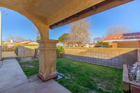 1824 Einstein St, Lancaster, CA 93535 photo 8