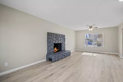 351 Lightcap St, Lancaster, CA 93535 photo 7