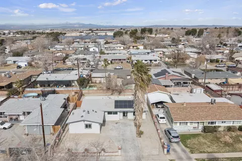 351 Lightcap St, Lancaster, CA 93535 photo 40
