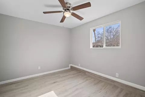 351 Lightcap St, Lancaster, CA 93535 photo 25