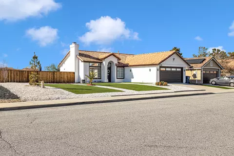 37013 57th St E, Palmdale, CA 93552 photo 3