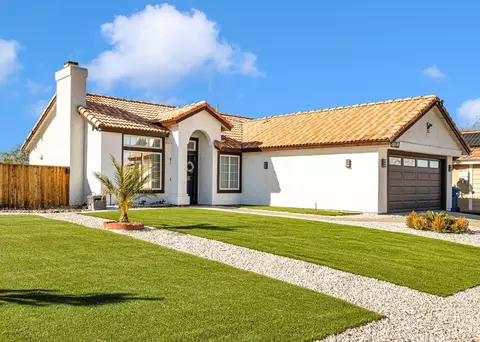 37013 57th St E, Palmdale, CA 93552