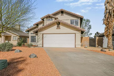 3424 35th St W, Rosamond, CA 93560
