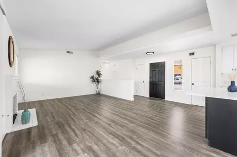 40767 176th St E, Lake Los Angeles, CA 93535 photo 4