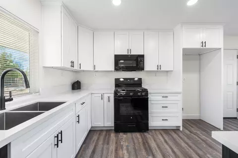 40767 176th St E, Lake Los Angeles, CA 93535 photo 12