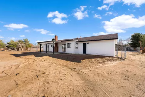 40767 176th St E, Lake Los Angeles, CA 93535 photo 22