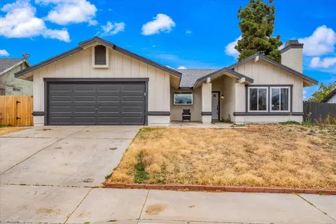 1717 Avenue R3 E, Palmdale, CA 93550