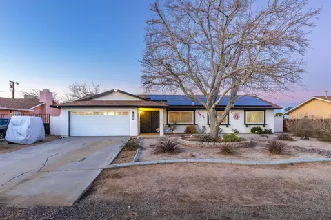 9833 Sally Ave, California City, CA 93505